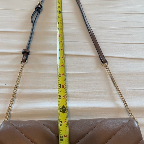 NWOT A New Day Quilted Satchel Handbag with chain crossbody brown tan neutral - Picture 8 of 8